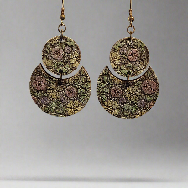 Double circle wooden earrings with engraved floral design hand-painted in spring colors